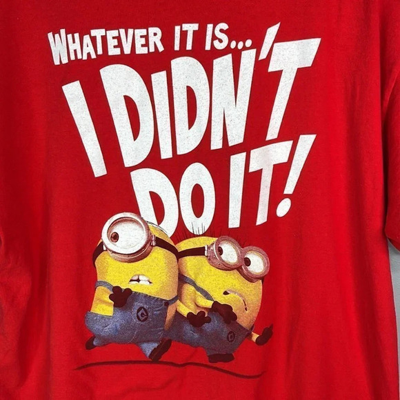UNIVERSAL Studios Despicable Me 2 Mens T-Shirt Red Graphic Crewneck Minions XL - Picture 3 of 9